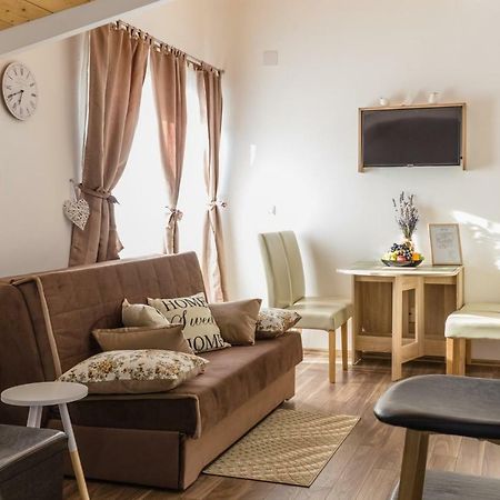 Studio Apartments Eagle Rakovica Εξωτερικό φωτογραφία