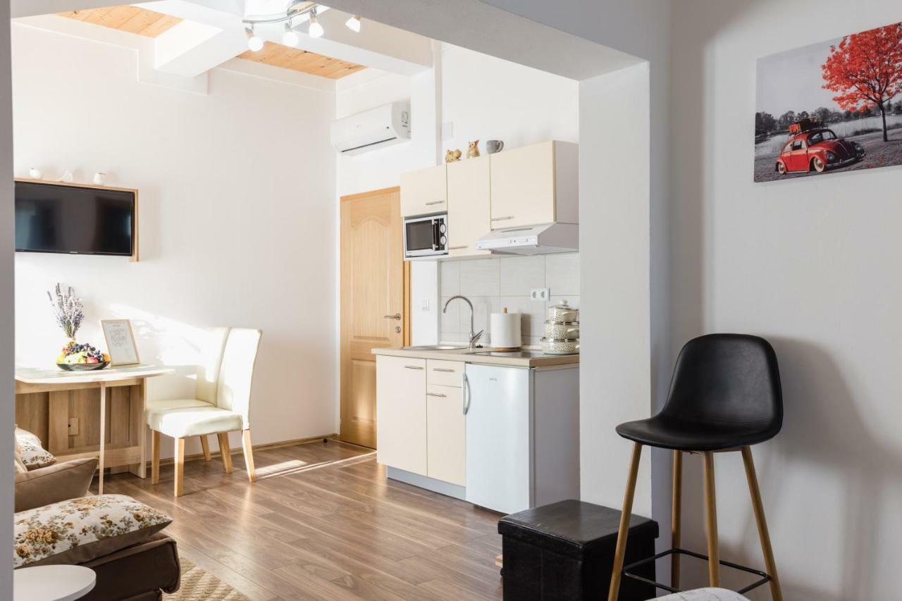 Studio Apartments Eagle Rakovica Εξωτερικό φωτογραφία