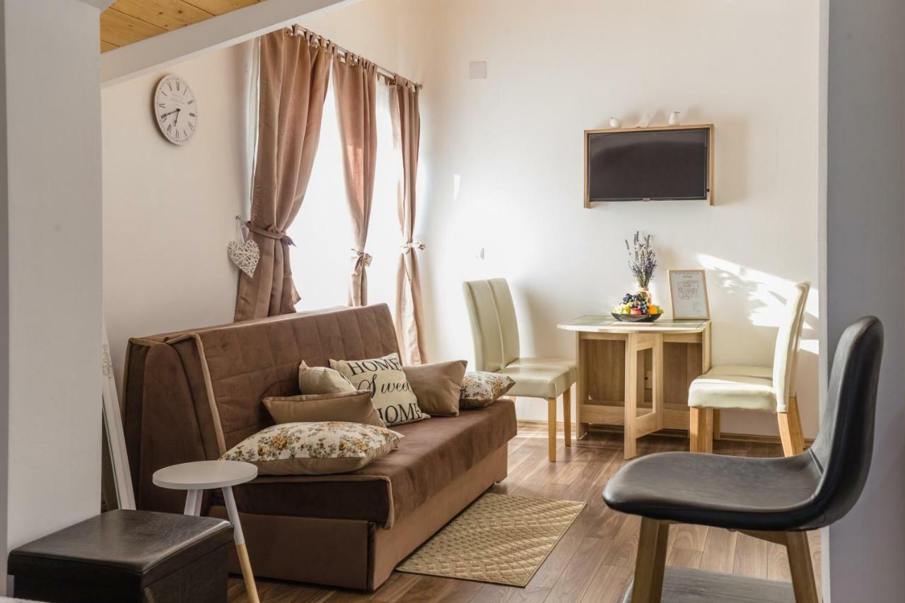 Studio Apartments Eagle Rakovica Εξωτερικό φωτογραφία