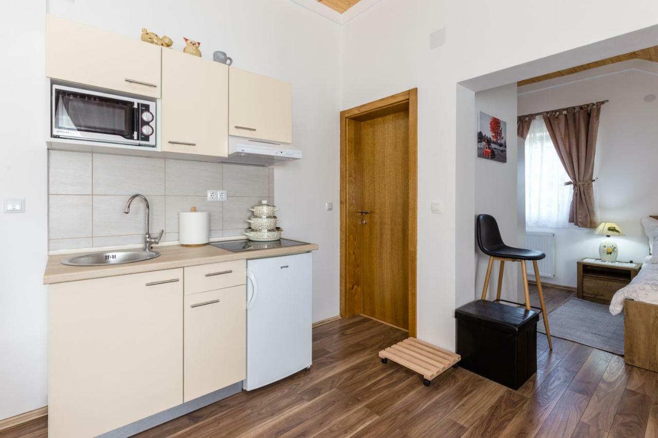 Studio Apartments Eagle Rakovica Εξωτερικό φωτογραφία